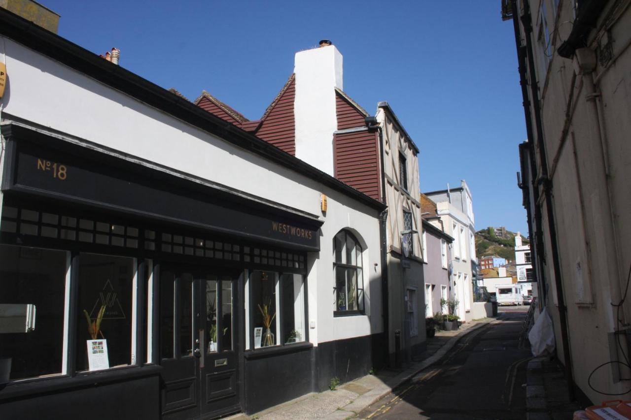 Fishermans Built In 1705 Hastings